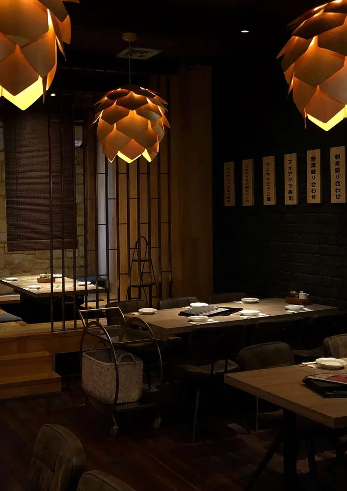Restaurant lit with OVEGA cylinders